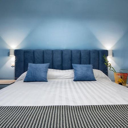 B&B Campari 10 パヴィーア エクステリア 写真